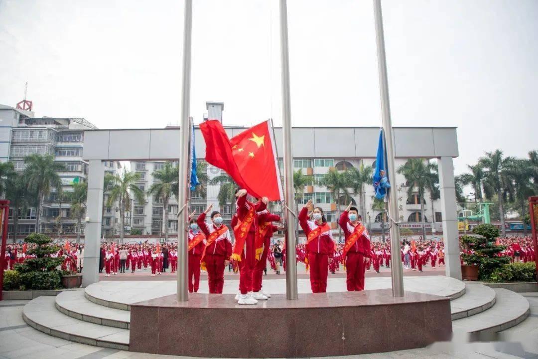 “中字头”个股爆发，中石油时隔8年半涨停